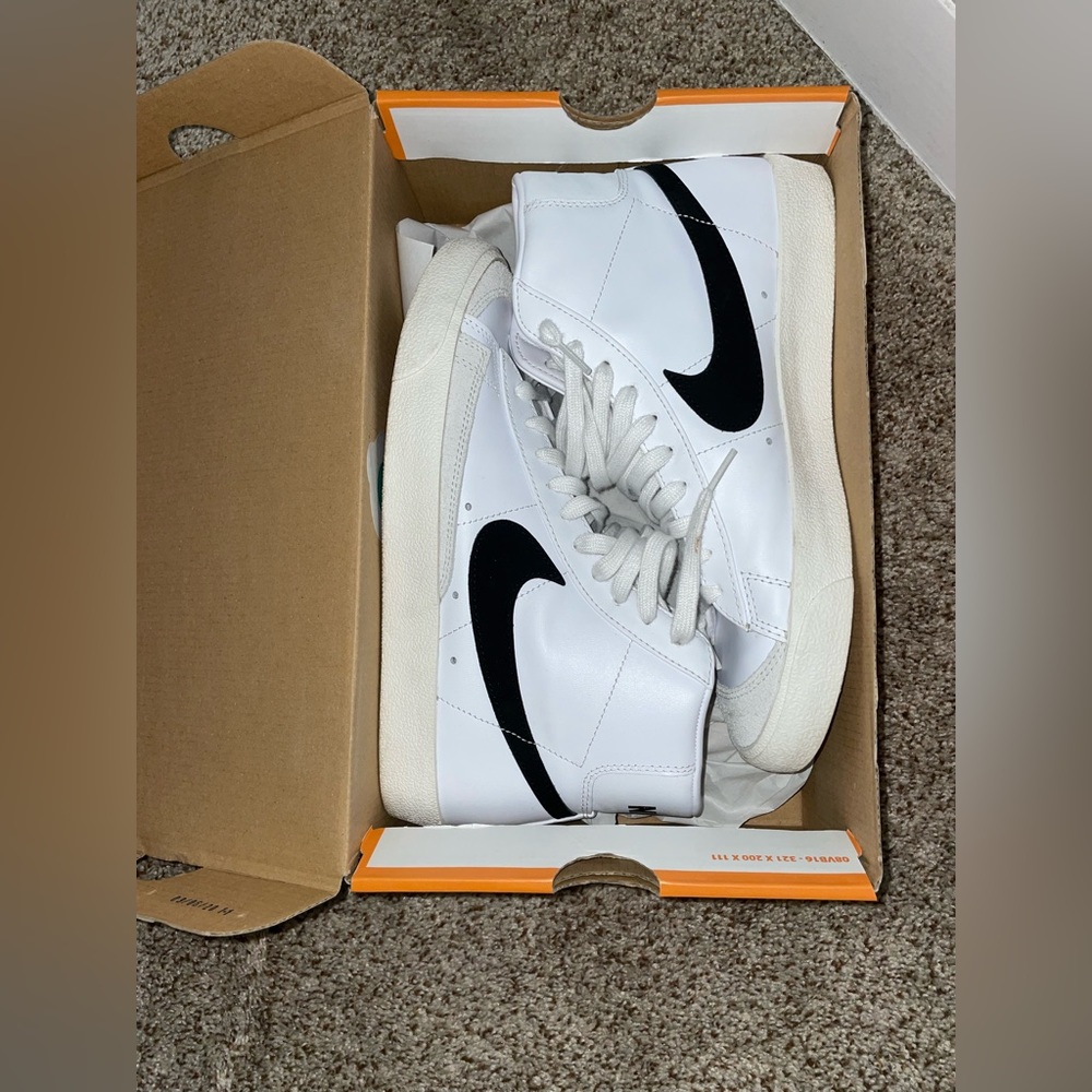 Nike Blazer Mid 77 Men’s size 8.5